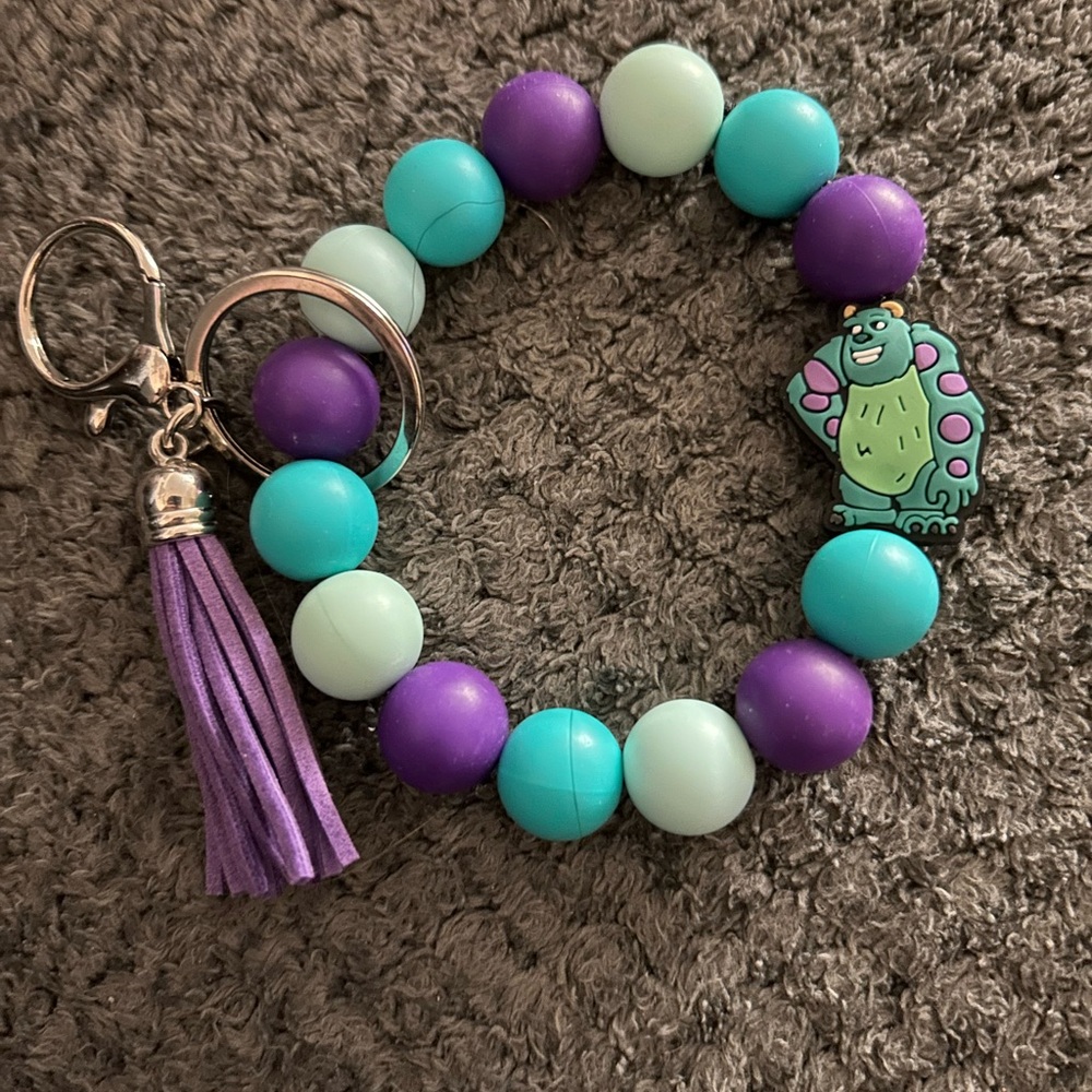 Beaded sully Tassel Keychain Bracelet in Purple, Teal & Mint